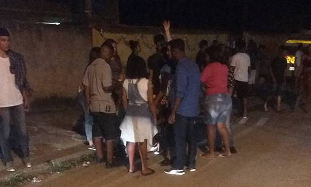 Bomba caseira é arremessada em escola e causa pânico na zona rural de Cabeceiras