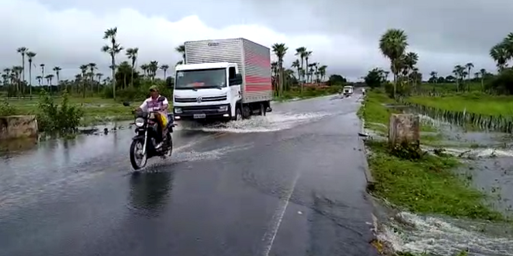 Cabeceiras do Piauí registrou chuvas de 135 mm no final de semana; alerta de mais chuvas permanece